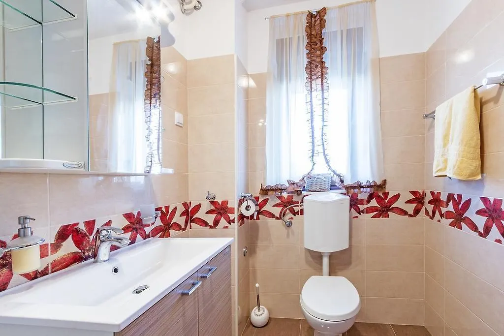 Apartment Apartman Lory Pula Croatia